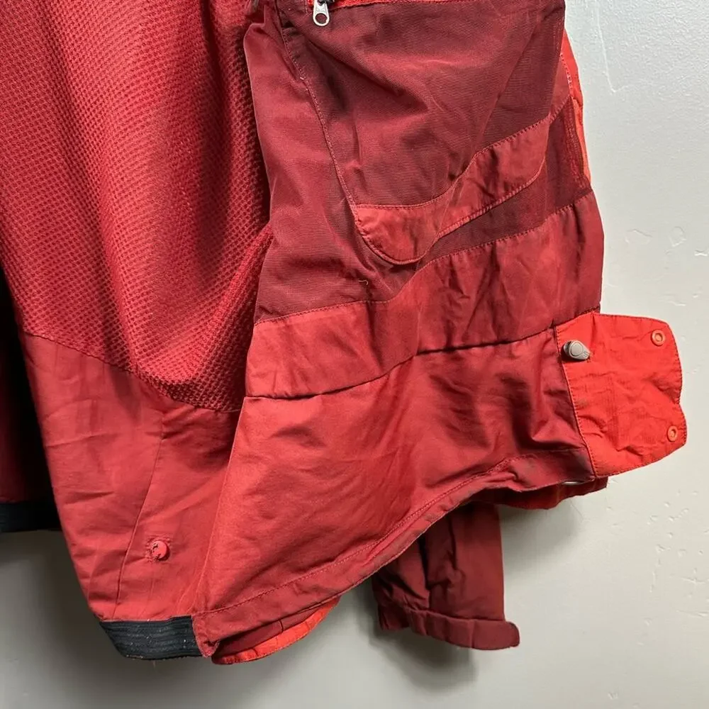 Vintage Men’s Patagonia Primo Jacket in Red Size XL